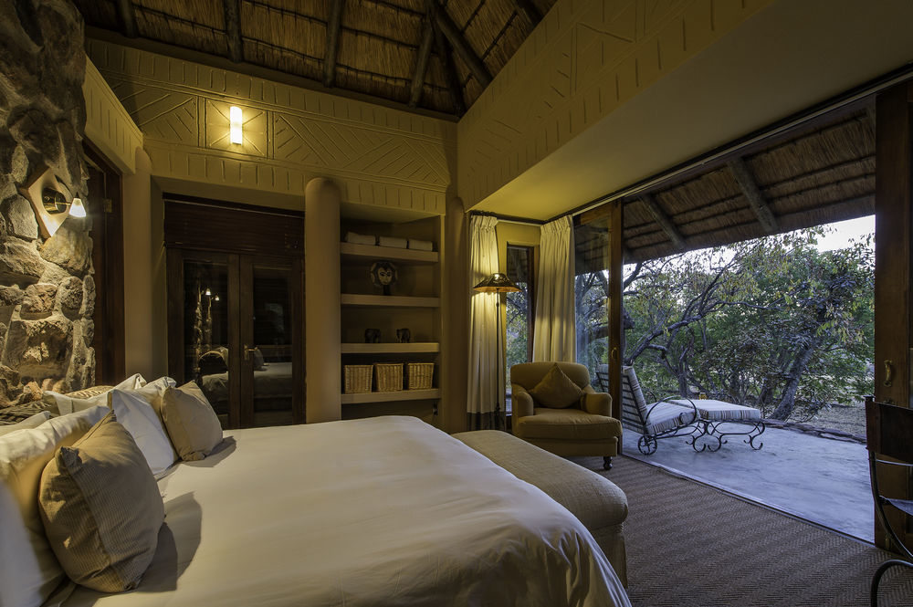 Ekuthuleni Lodge Strand Ngoại thất bức ảnh